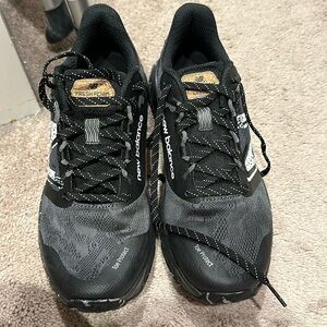 New Balance Women's Fresh Foam Garoe V1 Trail Running Shoe 9.5 Women BRAND NEW!